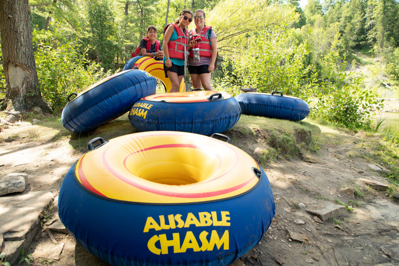 Enter To Win Ottawa Travel And Vacation Show   Tubing At Ausable Chasm 